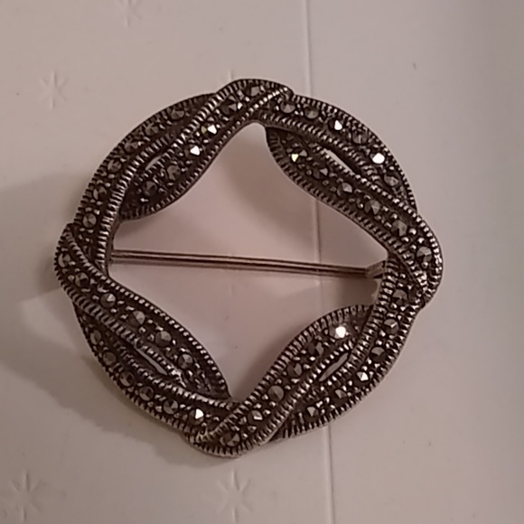 Sterling and marcasite circle brooch - Picture 4 of 4
